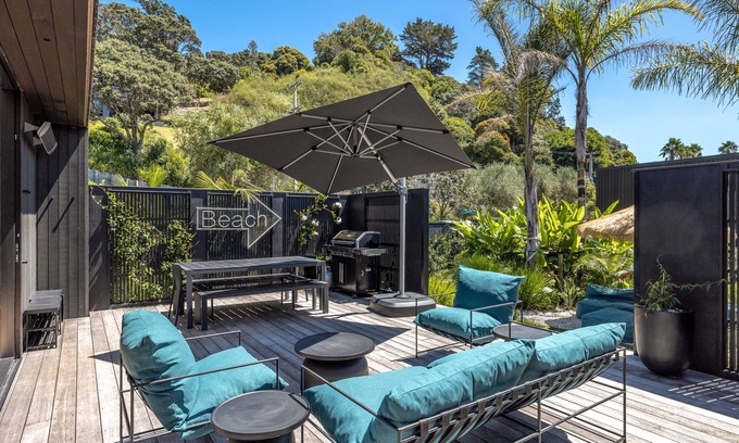 Onetangi House | WAVESONG | Coast & Country | WINTER DEAL - Stay for 3, Pay for 2