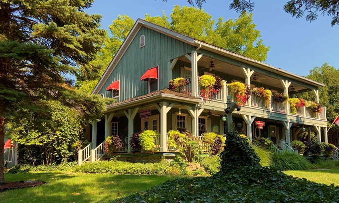 Historic Old Town House | WeatherPine Inn
