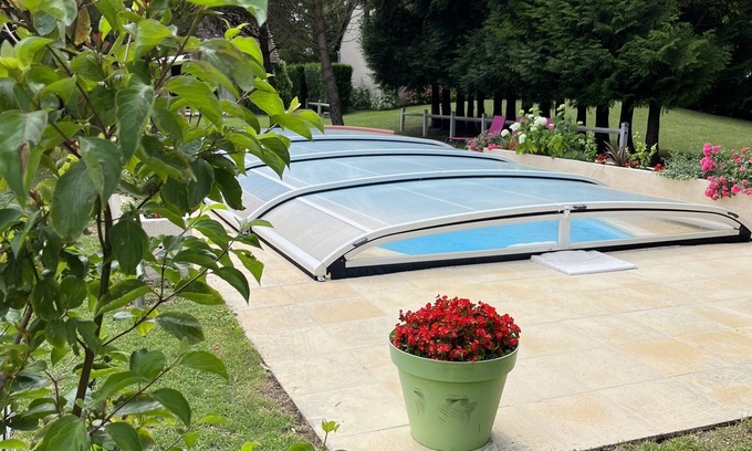 Saint-Amand-Longpre Cottage | Weekly or weekend rentals - special discount September/October