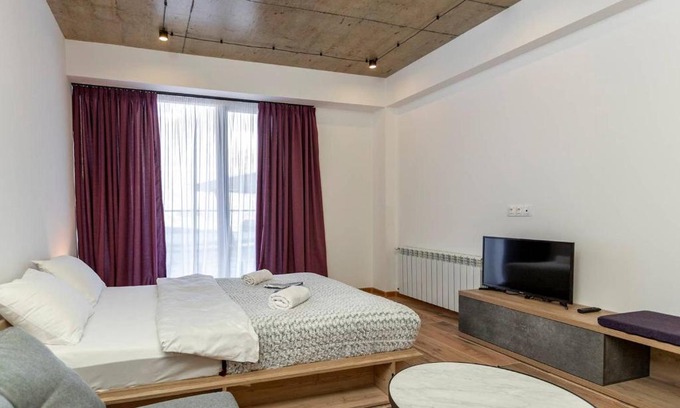 Kazbegi Apartment | Wehost Apartment with Balcony