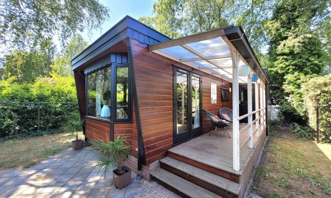Krachtighuizen Cabin | Welcome in the Jungle Oasis