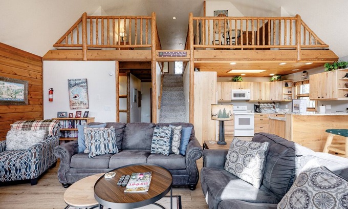Breckenridge House | Welcome to Breckenridge and Haus Crisler! A beautiful home on Peak 7.