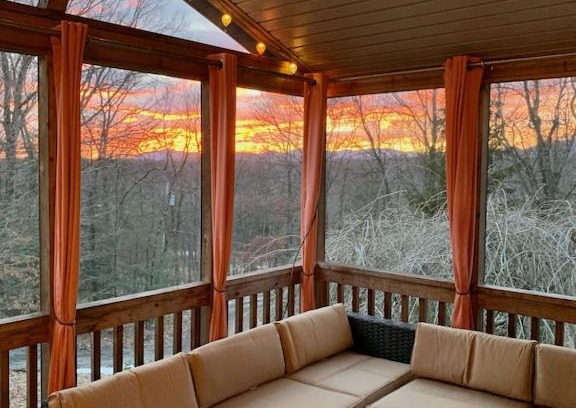 Mount Marion House | Welcome to Harmony Hills (pool, hot tub, gym)