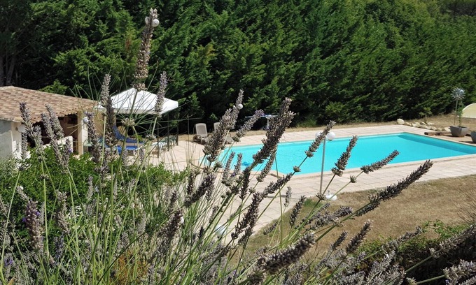 Rognes House | Welcome to La Rabouillère, your Provencal getaway.