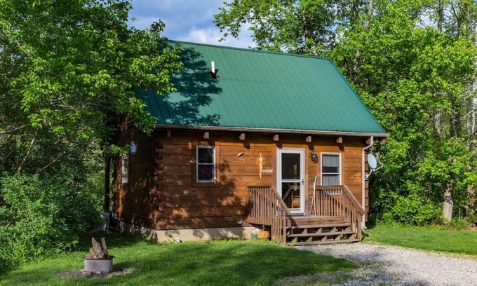 Logan Cabin | Welcome to Liberty Belle Cabin