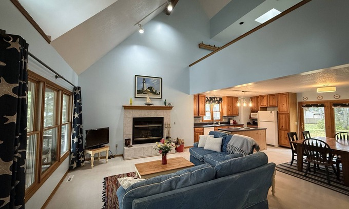 Sims Township House | Welcome to Sunrise House, a beautiful vacation home with Lake Huron access!