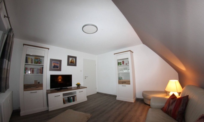 Wulmeringhausen Apartment | Welcome to the Trude house