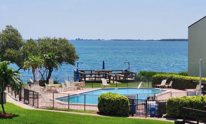 Tierra Verde Condo | Welcome to the island lifestyle ! Gorgeous 2 BR, 1st floor, waterfront condo