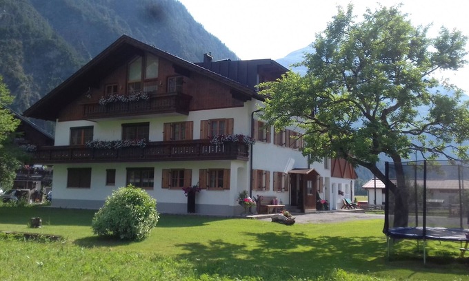 Steeg Apartment | Welcome to the Somweber family