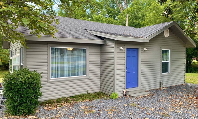 Mount Ida House | Welcoming 3-bedroom house near charming Mount Ida and Lake Ouachita!
