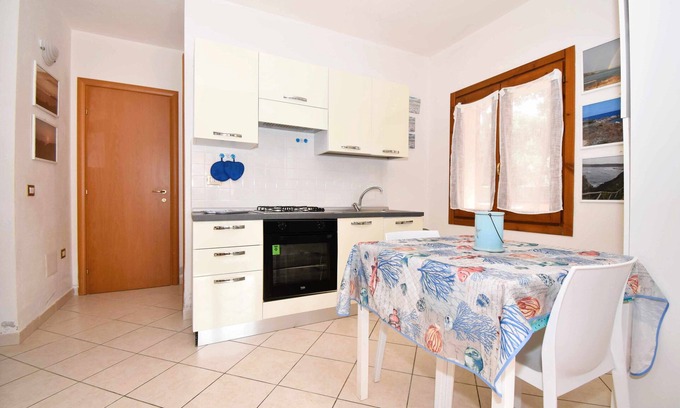 Rena Majore Apartment | Well-finished studio apartment with A/C wifi and veranda