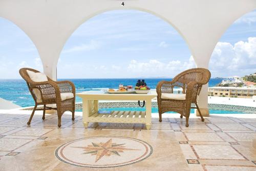 Oyster Pond House | Well maintained and makes you feel right at home