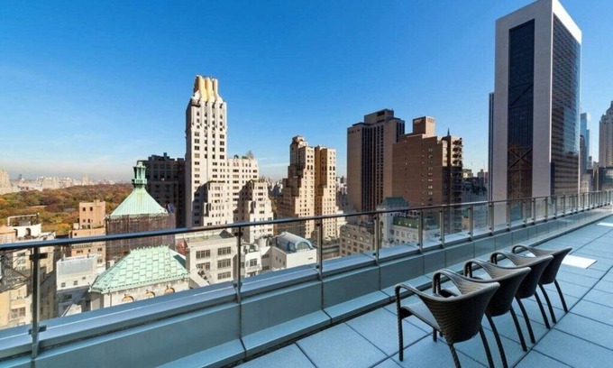 Central Park South Condo | West 57th Street, a Hilton Club - 1 - Bedroom Plus - 1 BP