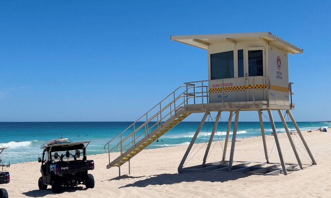 Scarborough Apartment | West Beach Breeze w/pool & 3min to Ocean