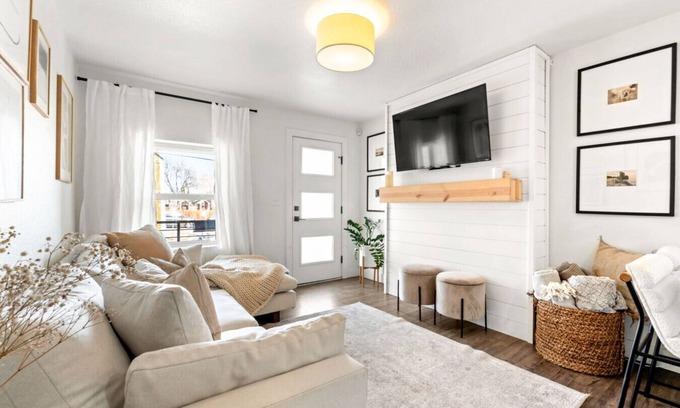 Sunnyside House | West Denver Radiance I Light & Bright 3BR retreat