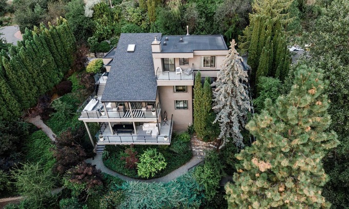 Central Okanagan House | West Kelowna Lakehouse
