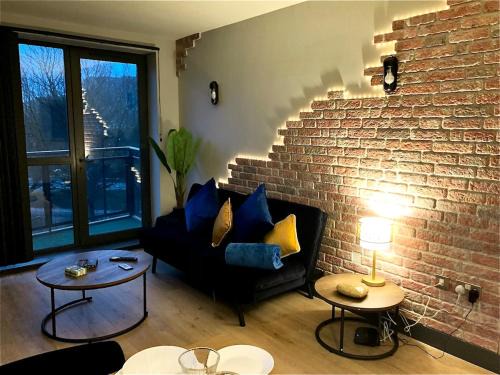 Sheffield City Centre Apartment | West One Panorama, City View, Secure Free Parking, 4pp