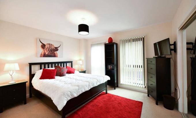 Troon Apartment | West Portland View Apartment A