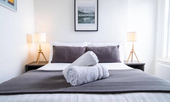 Southport Apartment | Westcliffe Apartments One bedroom apartments Sleeps 2 .B