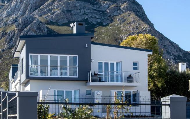 Voelklip House | Whale Coast Ocean Villa