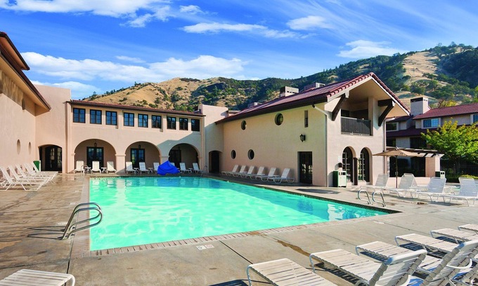 Nice Resort | What a setting . What a resort !