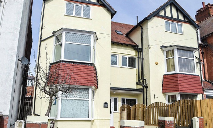 Bridlington Cottage | What a wonderful spacious apartment this is.