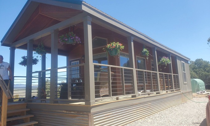 Ignacio Cabin | Where the Buffalo Roam. Private mountain views w/hot tub