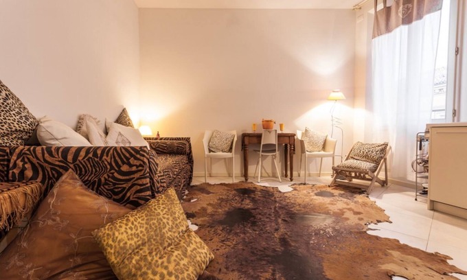 Historic Center Apartment | Where the wild soul rest after its daily battles