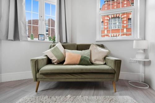 Worcester Apartment | WhiskAwayHomes TaylorBennett Apartment 1