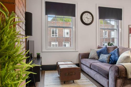 Pontrilas Apartment | WhiskAwayStays Foregate Studio No 4