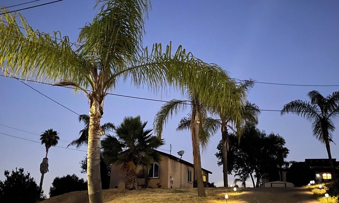 Encanto House | Whispering Palms Grand Cottage
