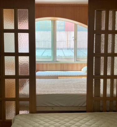 Wujiaochang Apartment | White House in Shanghai close to the PuD'ong and Hong Qiao airport
