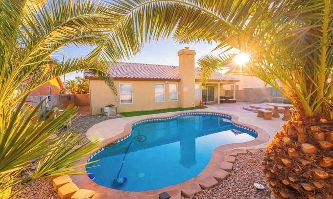 North Las Vegas House | White House: Modern 5BR w Shimmering Pool & Spa