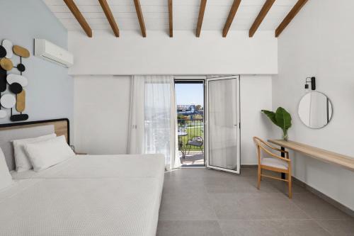 Tingaki Hotel | White Olive Marine Aquapark