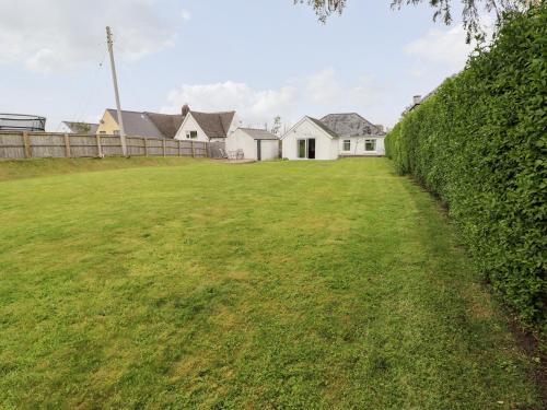 Haverfordwest House | White Thorns