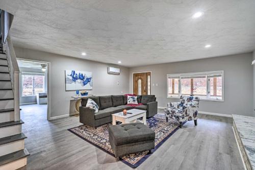Ermine House | Whitesburg Vacation Home with Screened Porch