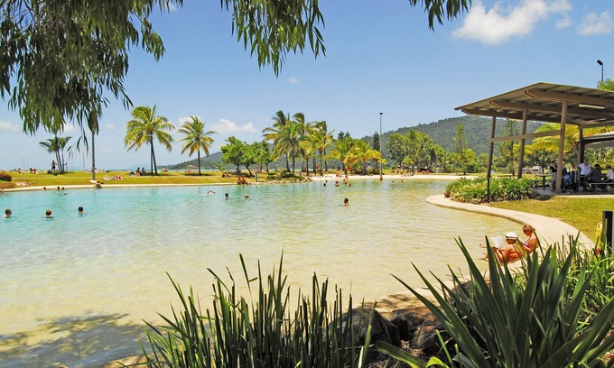 Airlie Beach Hotel | Whitsunday On The Beach