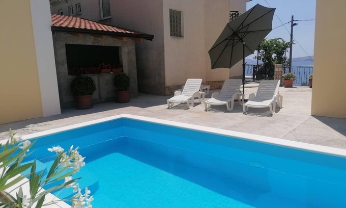 Vratarusa Apartment | Whole apartment with terrace and sea view