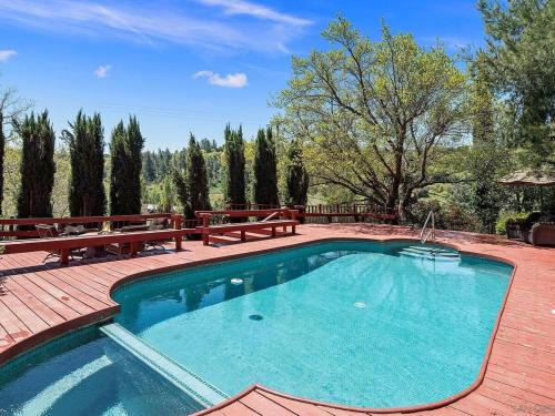 Julian Ski Chalet | Whole House at Eaglenest Inn with Pool & SPA