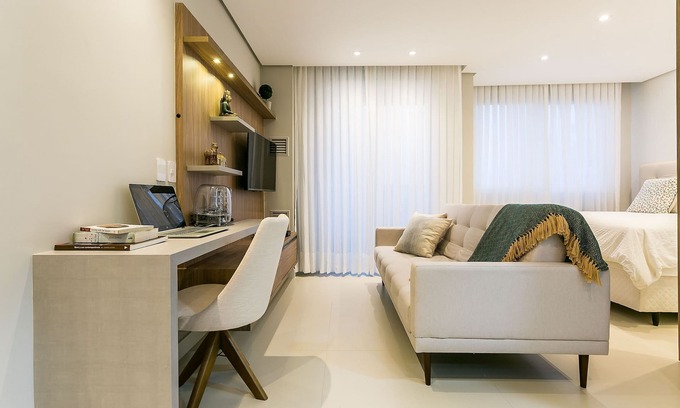 Centro Apartment | WI-FI 350MB | Foodhall | 450m from Shopping #CA03