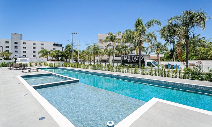 Ingleses Norte Apartment | WI-FI 400MB | 500m from the Beach | BBQ #IA22D