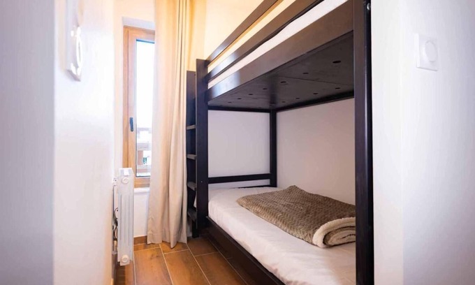 Les Claux Apartment | Wifi, 80m from ski slopes, balcony, tv, ski locker, 38-46m², Vars