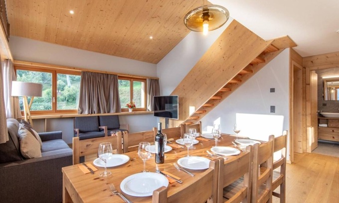 Vercorin Apartment | Wifi, ski-in/ski-out & foot of the slopes, sauna, hammam, tv, ski locker, 94m², Vercorin