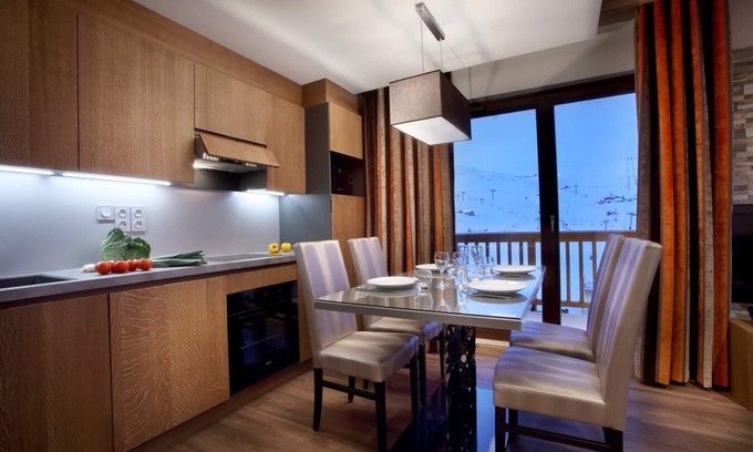 Arc-2000 Apartment | Wifi, ski-in/ski-out & foot of the slopes, fitness, swimming pool, sauna, hammam, balcony, tv