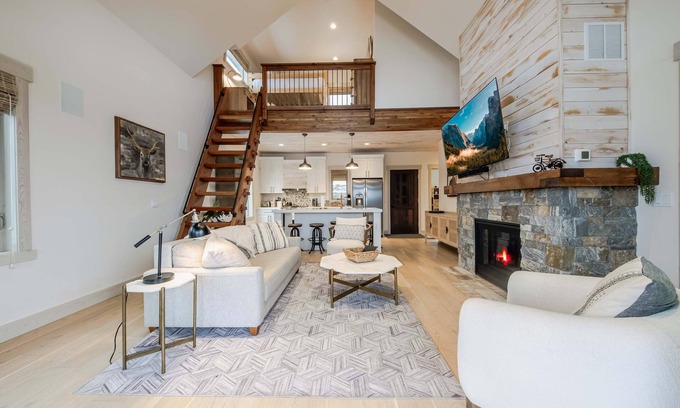 Eureka House | Wilderness Club Golfer's Cottage w/Hot Tub!