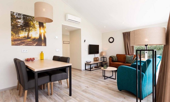 Municipality of Oost Gelre Ski Chalet | ✓ Wilgenhoeve at Résidence Lichtenvoorde ✓ Holiday home for 5 persons ✓ Located in Lichtenvoorde (Gelderland) ✓ Holiday park in the Achterhoek ✓ Book directly through the park