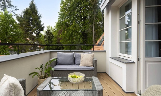 Kamienny Potok Apartment | Willa Szwarc huge terrace with a view apartment