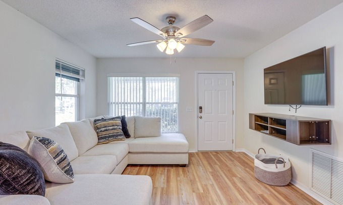 Williston Highlands House | Williston Home w/Yard: 6 Mi to Devil’s Den Spring