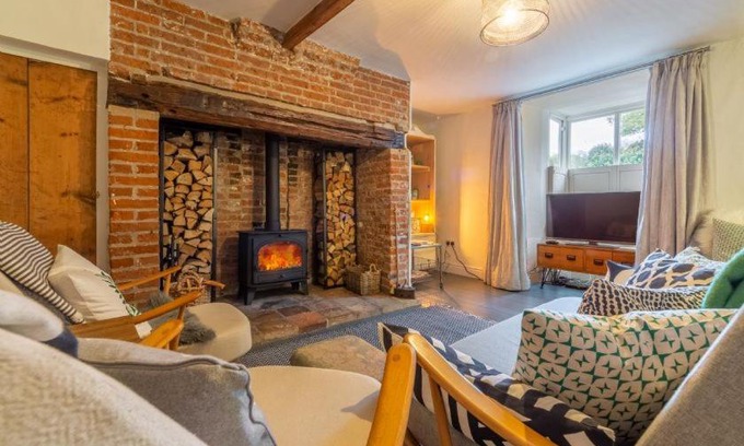 North Creake House | Willow Cottage 2