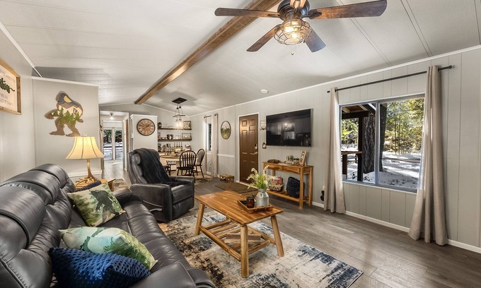 Ashford House | Willow's Hideaway @ Mt. Rainier - Sleeps up to 6